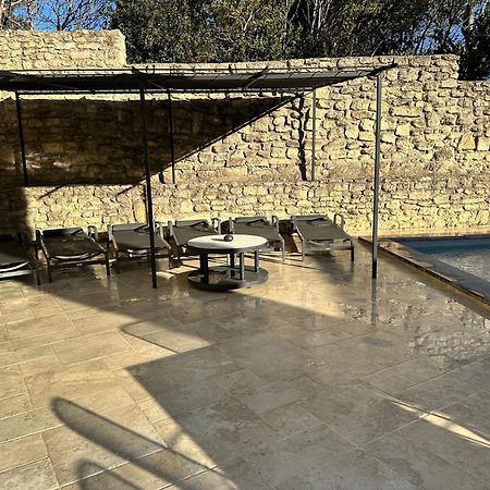 Appartement avec Piscine privée dans Résidence pour 6 personnes Uzès Extérieur photo
