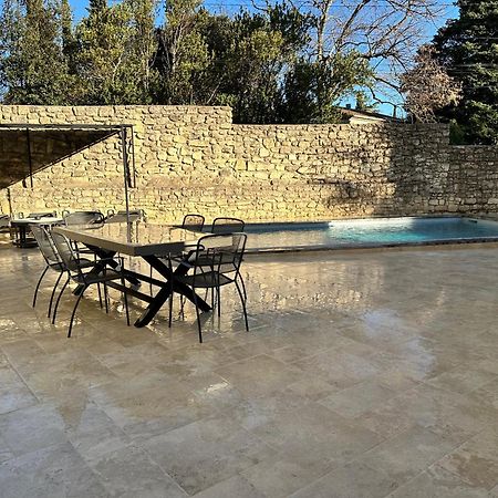 Appartement avec Piscine privée dans Résidence pour 6 personnes Uzès Extérieur photo