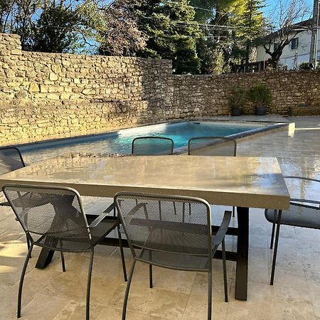Appartement avec Piscine privée dans Résidence pour 6 personnes Uzès Extérieur photo