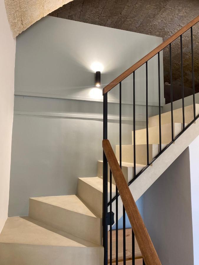 Appartement avec Piscine privée dans Résidence pour 6 personnes Uzès Extérieur photo