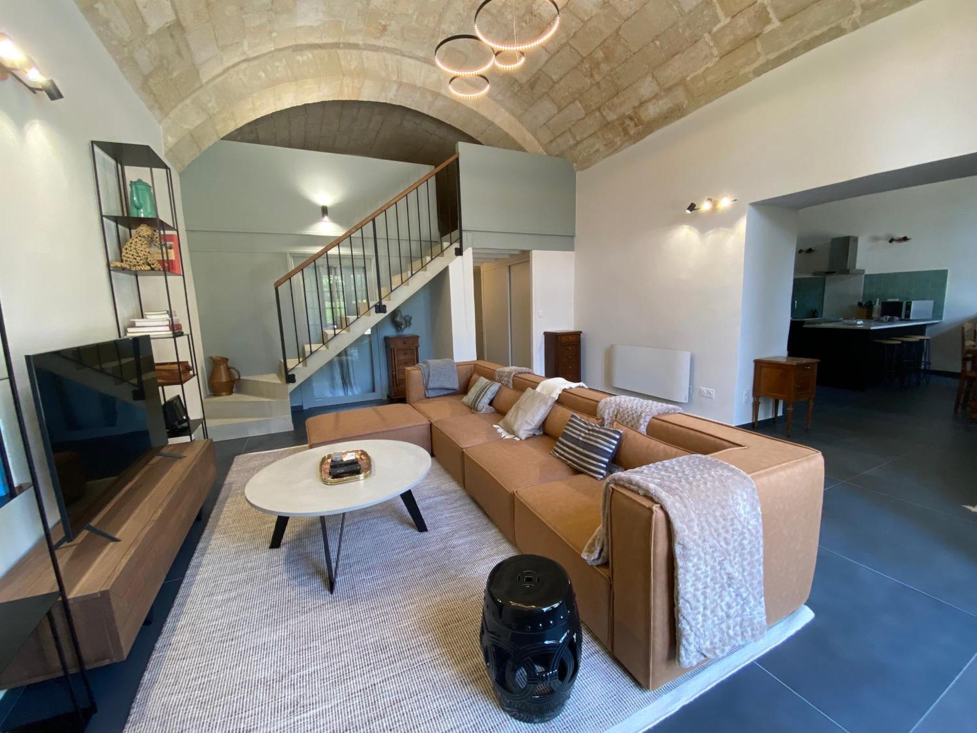 Appartement avec Piscine privée dans Résidence pour 6 personnes Uzès Extérieur photo