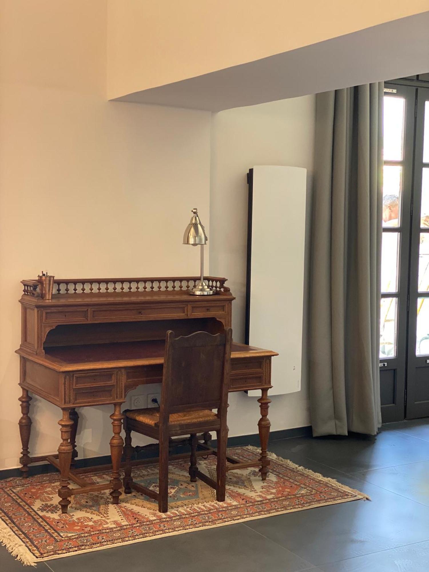 Appartement avec Piscine privée dans Résidence pour 6 personnes Uzès Extérieur photo
