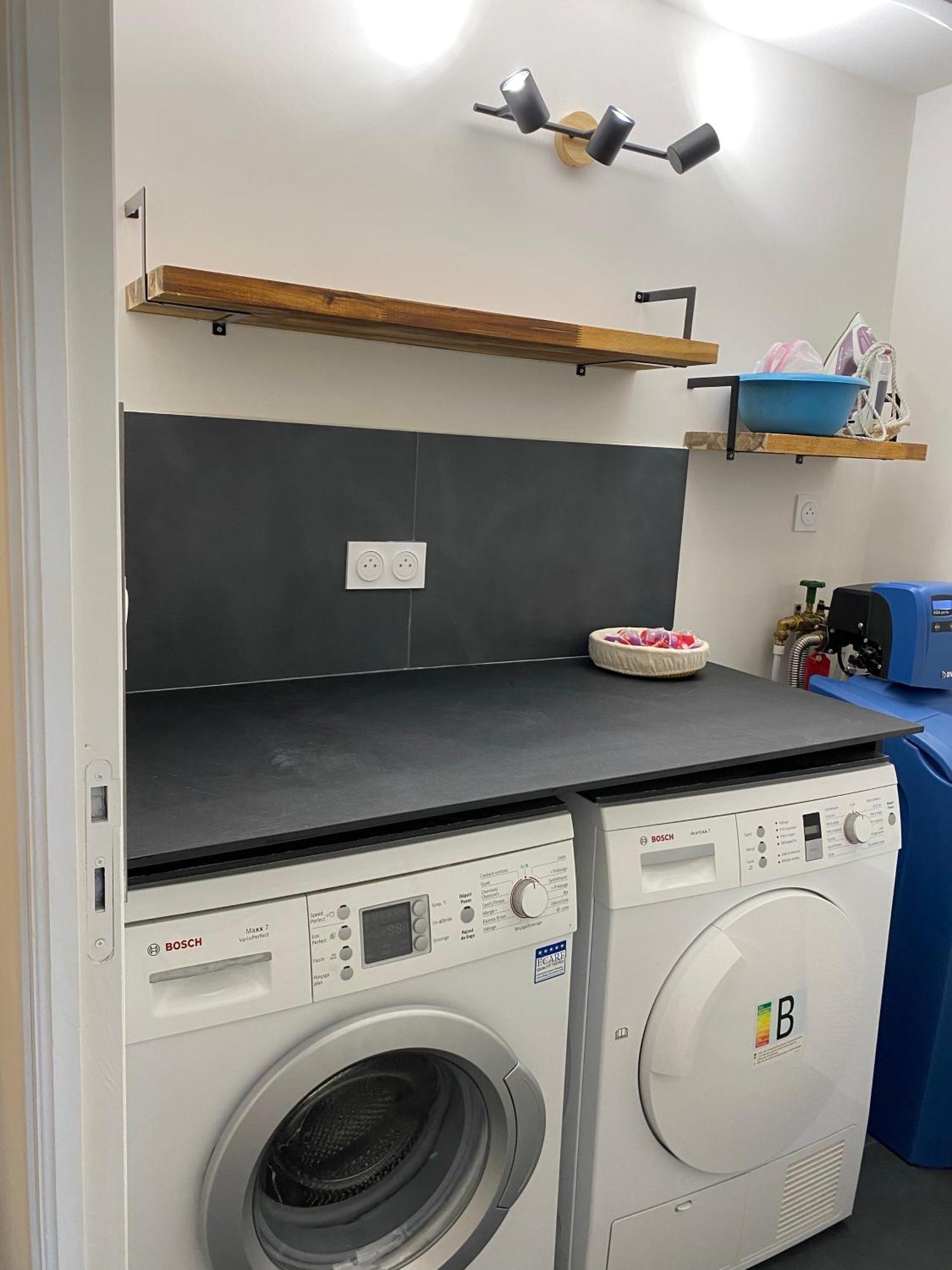 Appartement avec Piscine privée dans Résidence pour 6 personnes Uzès Extérieur photo