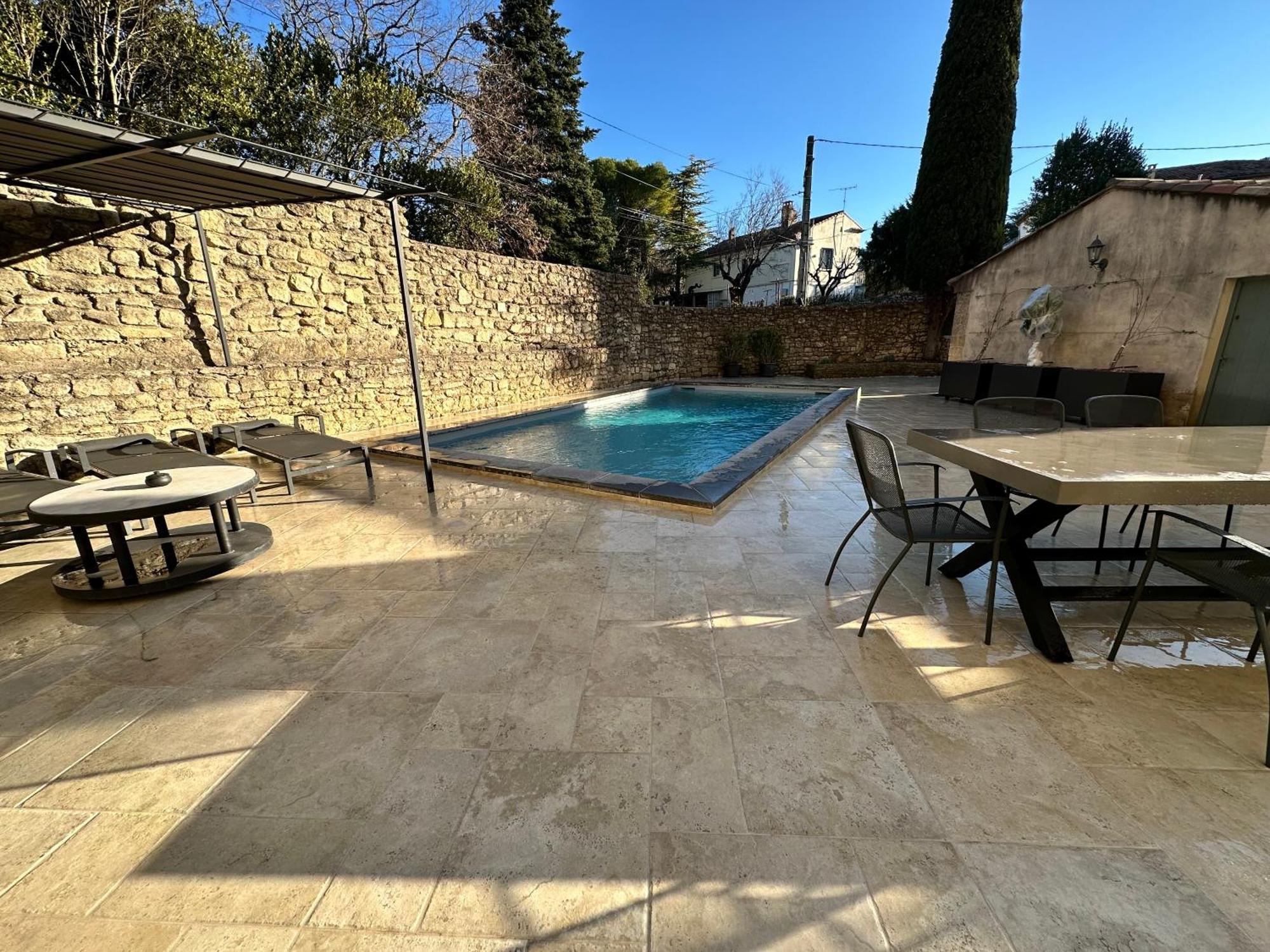 Appartement avec Piscine privée dans Résidence pour 6 personnes Uzès Extérieur photo